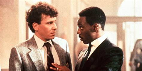 Beverly Hills Cop - A Hilarious Quest for Justice Filled With Action and 80s Charm!